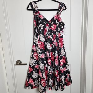 WHBM floral sleeves midi length zip up back wrap chest lined dress